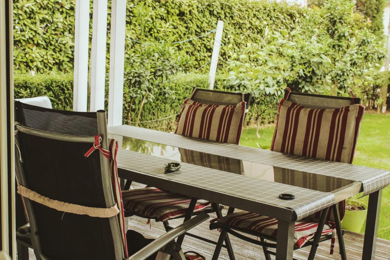 Ivy Lalzi Bay Beach House Durrës Esterno foto